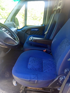 Peugeot boxer (4 foto / 5)