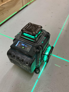 KEZERS roheline laser 16 rida / teljeehitaja (1 foto / 3)