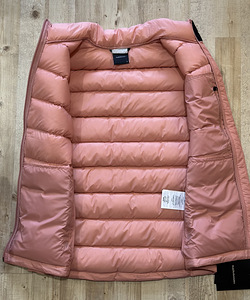 Peak Performance Stand Down naiste vest uus! (6 foto / 10)