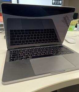 Apple MacBook Pro 13 2017 (3 фото из 4)