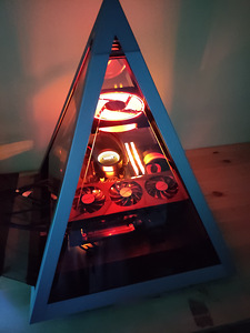 Püramiid PC RX 6700 XT,RYZEN 5 5600,16GB DDR4,1TB NVME,AIO (4 foto / 10)