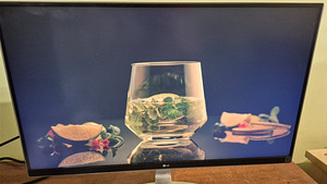 4K 60hz 27" IPS монитор (4 фото из 6)