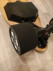 WowGo 2S Elektrirula tippkiirusega 38 km/h (Surnud aku) (8 foto / 10)