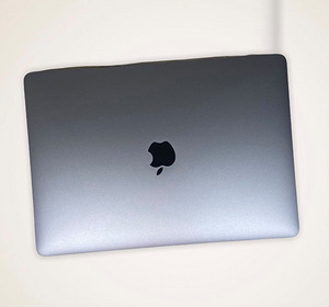 MacBook Pro 13″ 2020 — Core i5 / 8 ГБ / 500 ГБ SSD (3 фото из 3)
