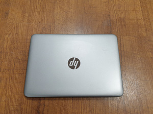 Hp Elitebook 820 G3 i5,256 SSD,8GB,Win 11 (2 foto / 3)