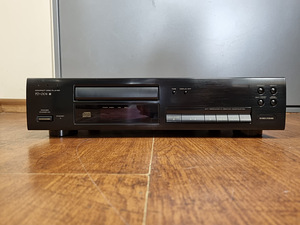 Pioneer PD-004 Compact Disc Player