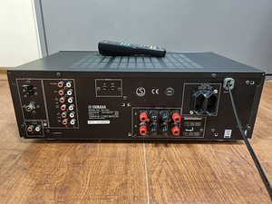 Yamaha RX-397 AM/FM Stereo Receiver (3 foto / 3)