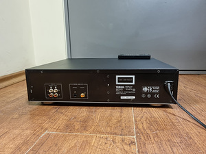 Проигрыватель компакт-дисков yamaha CDX-993 Natural Sound (1998-99) (3 фото из 3)