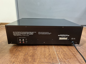 Akai GX-65 Stereo Cassette Deck (4 foto / 4)