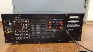 Стереоусилитель AKAI AM-67, встроенный ЦАП (3 фото из 3)
