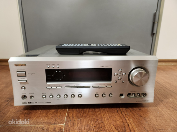 Onkyo TX-SR602E Audio Video Receiver (foto #1)