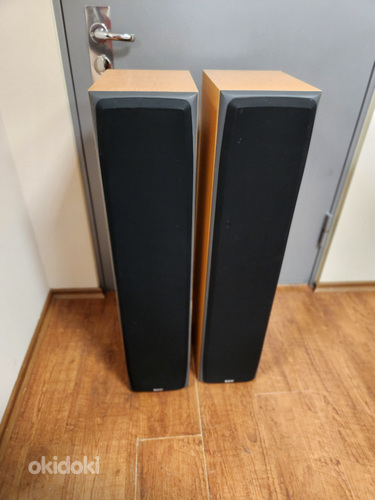 B&W DM 309 HiFi FLOORSTANDING SPEAKERS