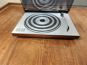 Bang And Olufsen Beogram 1700 2-Speed Turntable (1 foto / 4)