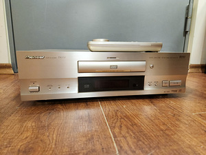 Pioneer DV-717 CD-DVD Player  			