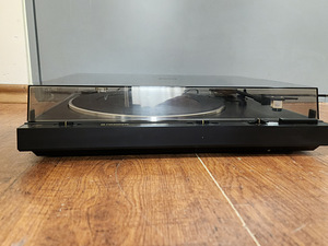 Pioneer PL-333 Belt Drive Turntable (1 foto / 4)