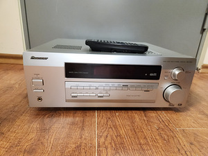 Pioneer VSX-D511S Audio Video Multi Channel Receiver  			