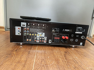 Yamaha RX-V367 Receiver (3 foto / 3)