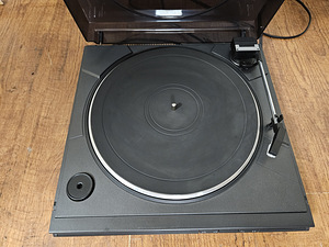 Philips FP320 Belt Drive Turntable (2 foto / 4)