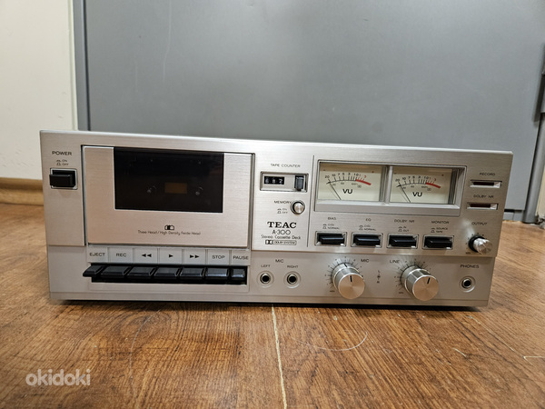 TEAC A-300 Stereo Cassette Deck 3Head