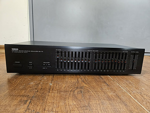Yamaha EQ-70 10 Band Stereo Graphic Equalizer (1 foto / 4)