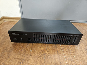 Yamaha EQ-70 10 Band Stereo Graphic Equalizer (2 foto / 4)