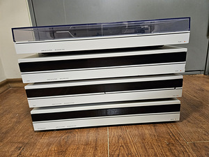 Bang & Olufsen Beosystem 5500 White (3 foto / 6)