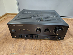 Pioneer A-676 Stereo Integrated Amplifier (3 foto / 4)