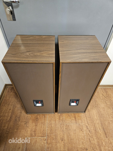Used B&W DM220 Loudspeakers for Sale | HifiShark.com