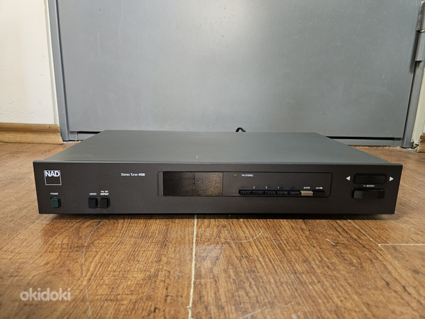 NAD 4130 AM / FM Stereo Tuner