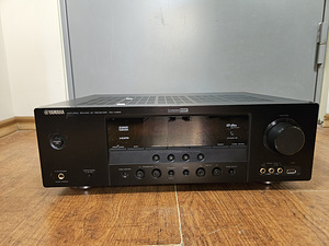 Yamaha RX-V463 Audio Video Receiver (1 foto / 6)