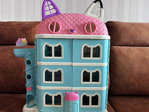 Gabby dollhouse (9 foto / 9)