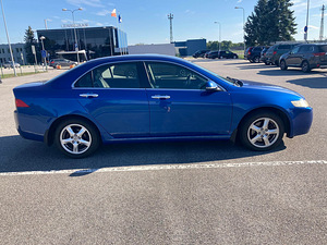 Honda Accord (4 foto / 7)