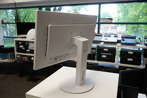 Fujitsu B27-9 TE FHD monitor (1 foto / 4)