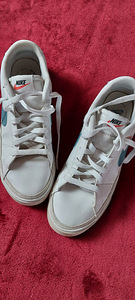 Nike jalatsid (2 foto / 2)