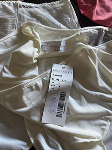 Simone Perele UUS aluspesu /46-48-50 (2 foto / 4)