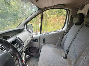 RENAULT TRAFIC 1.9 60 kW 2006 a. (9 foto / 10)