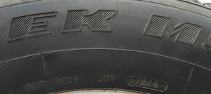 265/65R17 MAXTREK TREK M900 ICE 112S (8 foto / 10)