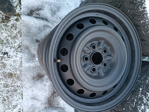 5X100 15" & 16" TOYOTA AVENSIS (6 foto / 10)