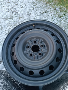 5X100 15" & 16" TOYOTA AVENSIS (7 foto / 10)