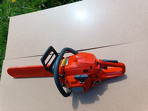HUSQVARNA 345 E-series mootorsaag (6 foto / 9)