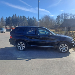 Müüa BMW X5 (2 foto / 3)