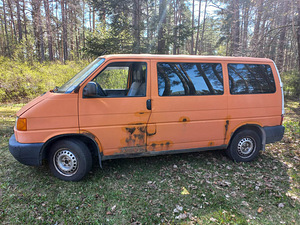 Фольксваген Т4 2.5 (3 фото из 12)