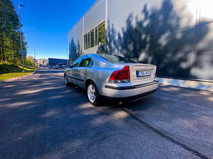Volvo S60 D5 120kw (4 foto / 10)