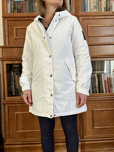 Valge ilmastikukindel parka, M (1 foto / 3)
