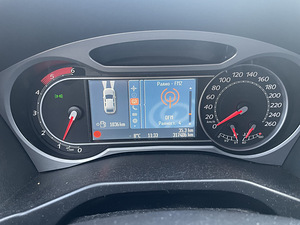 Ford Mondeo 2.0 Diisel 85kw manuaal (6 foto / 10)