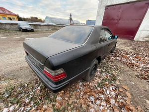 Marcedes-Benz w124ce coupe varuosadeks/tervikuna (3 foto / 10)