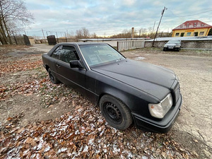 Marcedes-Benz w124ce coupe varuosadeks/tervikuna (2 foto / 10)