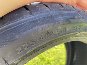 225/40 r18 rehvid (2 foto / 3)