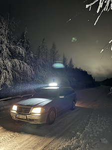 Mercedes-Benz C220 w202 (1 foto / 5)