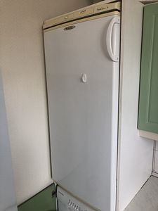 Холодильник (1 фото из 3)